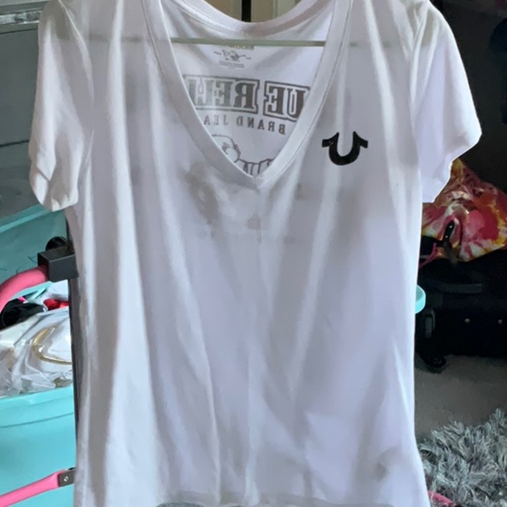 White true religion shirt in a large